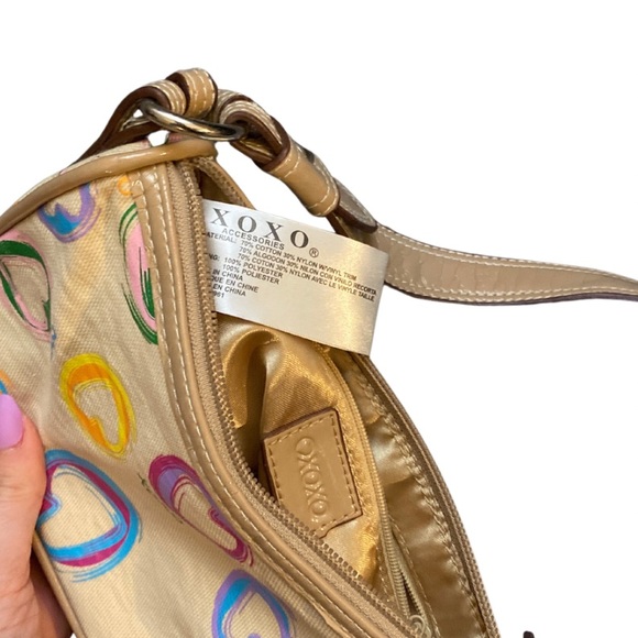 XOXO Y2K cream clutch - Picture 3 of 4